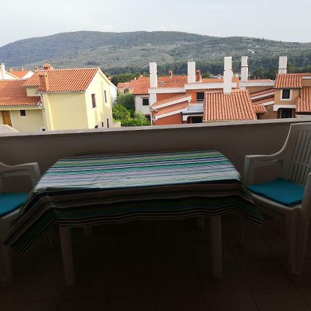 Laura And Nevio Apartments And Rooms Cres Exterior photo